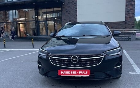 Opel Insignia II рестайлинг, 2021 год, 1 495 000 рублей, 2 фотография