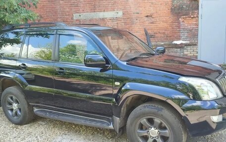 Toyota Land Cruiser Prado 120 рестайлинг, 2008 год, 1 624 000 рублей, 4 фотография