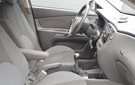 KIA Rio II, 2005 год, 379 000 рублей, 9 фотография