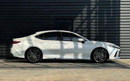 Toyota Camry, 2026 год, 4 490 000 рублей, 6 фотография