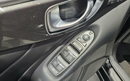 Infiniti Q50 I рестайлинг, 2015 год, 1 419 000 рублей, 13 фотография