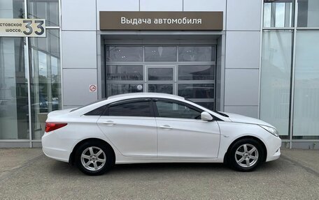 Hyundai Sonata VI, 2011 год, 860 000 рублей, 4 фотография