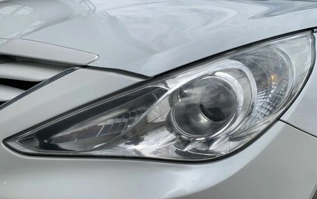 Hyundai Sonata VI, 2011 год, 860 000 рублей, 16 фотография