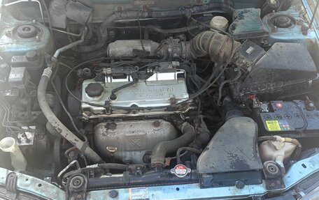 Mitsubishi Carisma I, 2003 год, 150 000 рублей, 6 фотография