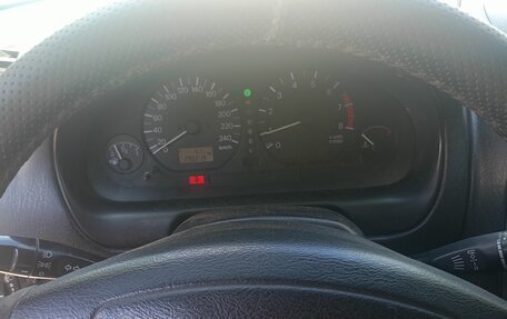 Mitsubishi Carisma I, 2003 год, 150 000 рублей, 7 фотография