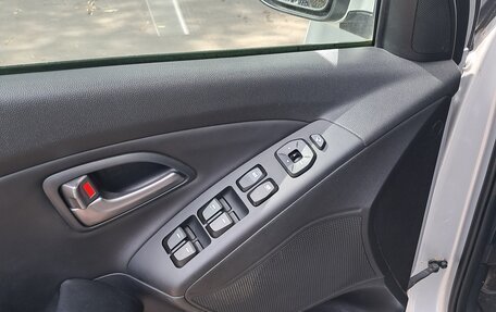 Hyundai ix35 I рестайлинг, 2014 год, 1 650 000 рублей, 10 фотография