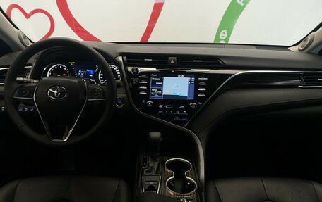 Toyota Camry, 2020 год, 3 399 000 рублей, 14 фотография