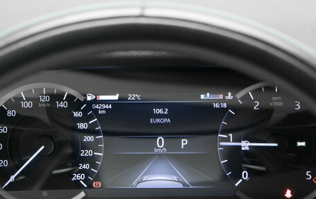Land Rover Range Rover Velar I, 2022 год, 5 850 000 рублей, 12 фотография