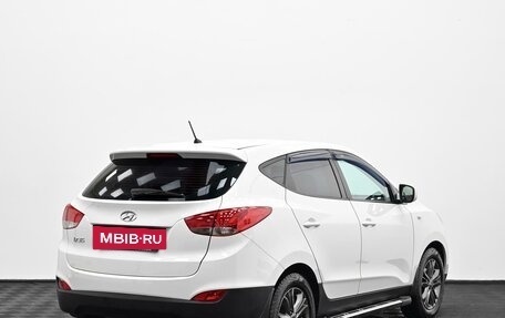 Hyundai ix35 I рестайлинг, 2014 год, 999 000 рублей, 2 фотография
