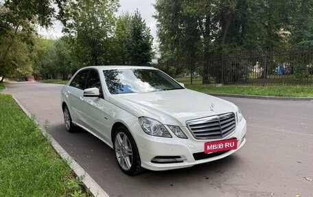 Mercedes-Benz E-Класс, 2011 год, 1 490 000 рублей, 8 фотография