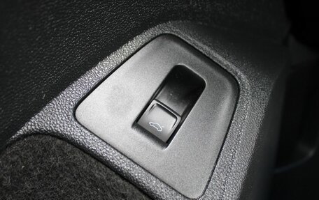 Volkswagen Tiguan II, 2019 год, 2 149 000 рублей, 11 фотография