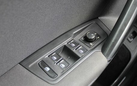 Volkswagen Tiguan II, 2019 год, 2 149 000 рублей, 9 фотография