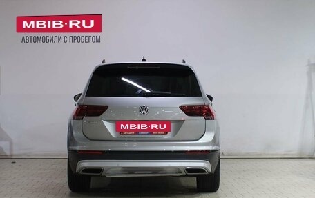 Volkswagen Tiguan II, 2019 год, 2 149 000 рублей, 6 фотография