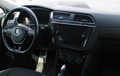Volkswagen Tiguan II, 2019 год, 2 149 000 рублей, 24 фотография