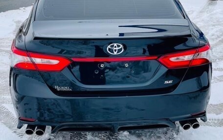 Toyota Camry, 2019 год, 2 650 000 рублей, 4 фотография