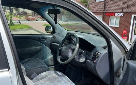 Toyota Raum I, 1997 год, 220 000 рублей, 4 фотография