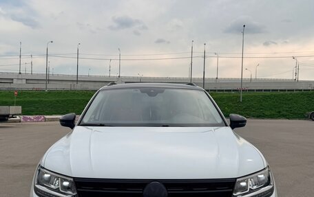 Volkswagen Tiguan II, 2019 год, 2 820 000 рублей, 4 фотография
