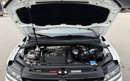 Volkswagen Tiguan II, 2019 год, 2 820 000 рублей, 11 фотография