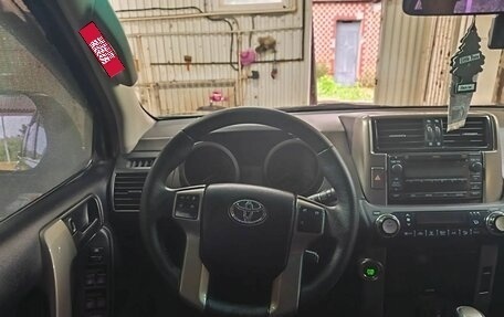 Toyota Land Cruiser Prado 150 рестайлинг 2, 2010 год, 2 550 000 рублей, 8 фотография
