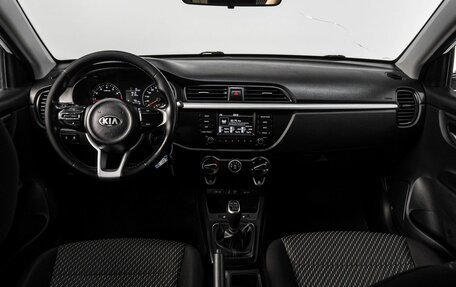 KIA Rio IV, 2019 год, 1 209 000 рублей, 18 фотография