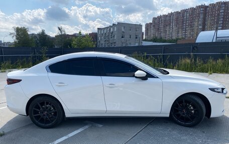 Mazda 3, 2021 год, 2 300 000 рублей, 4 фотография