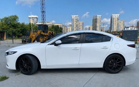 Mazda 3, 2021 год, 2 300 000 рублей, 3 фотография