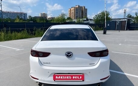 Mazda 3, 2021 год, 2 300 000 рублей, 5 фотография