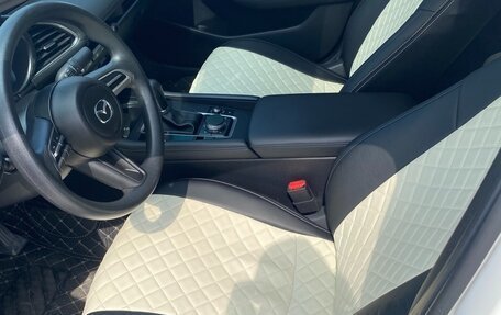 Mazda 3, 2021 год, 2 300 000 рублей, 7 фотография