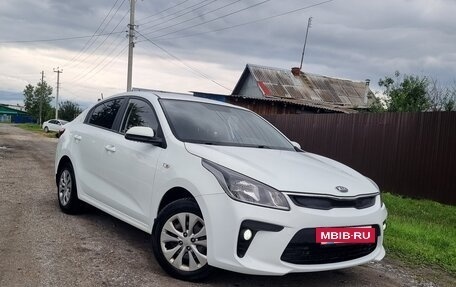 KIA Rio IV, 2018 год, 1 400 000 рублей, 3 фотография