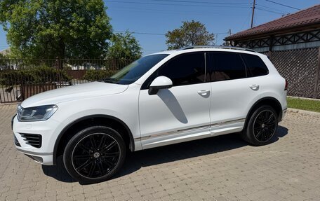 Volkswagen Touareg III, 2016 год, 3 300 000 рублей, 2 фотография