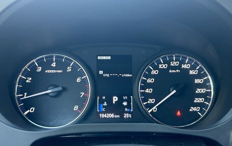 Mitsubishi Outlander III рестайлинг 3, 2021 год, 1 820 000 рублей, 16 фотография