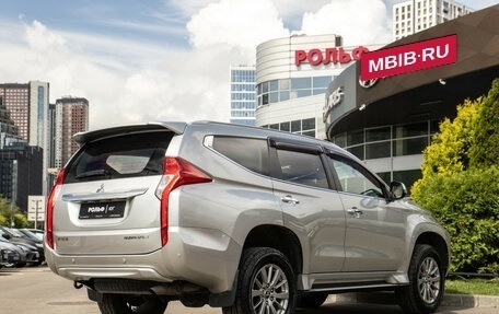 Mitsubishi Pajero Sport III рестайлинг, 2017 год, 2 218 000 рублей, 4 фотография