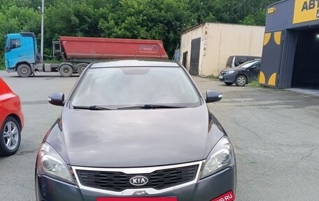 KIA cee'd I рестайлинг, 2011 год, 850 000 рублей, 3 фотография