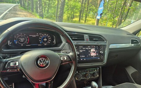 Volkswagen Tiguan II, 2020 год, 2 150 000 рублей, 3 фотография