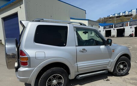 Mitsubishi Pajero III рестайлинг, 1999 год, 1 000 000 рублей, 3 фотография