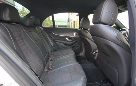 Mercedes-Benz E-Класс, 2021 год, 4 685 000 рублей, 18 фотография