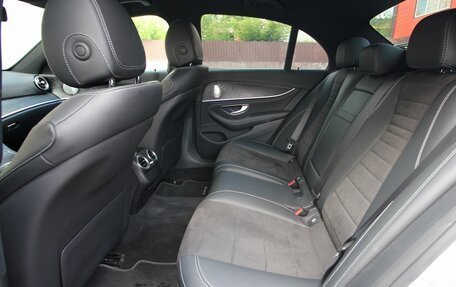 Mercedes-Benz E-Класс, 2021 год, 4 685 000 рублей, 19 фотография