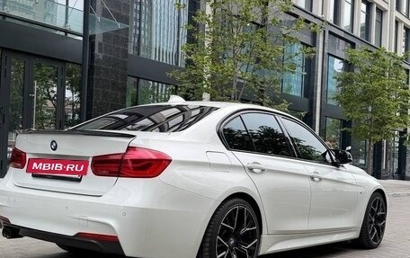 BMW 3 серия, 2018 год, 3 000 000 рублей, 3 фотография