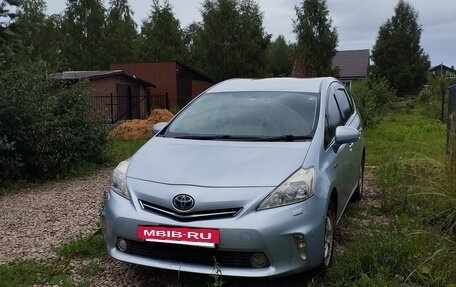 Toyota Prius Alpha I (ZVW40/41), 2012 год, 1 200 000 рублей, 4 фотография