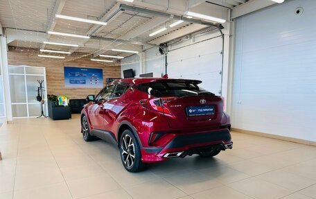 Toyota C-HR I рестайлинг, 2019 год, 2 149 999 рублей, 4 фотография