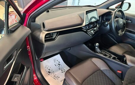 Toyota C-HR I рестайлинг, 2019 год, 2 149 999 рублей, 12 фотография