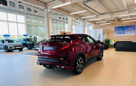 Toyota C-HR I рестайлинг, 2019 год, 2 149 999 рублей, 6 фотография