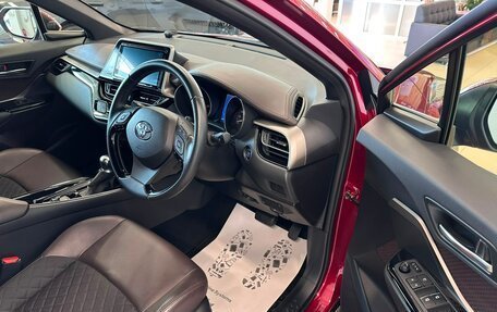 Toyota C-HR I рестайлинг, 2019 год, 2 149 999 рублей, 10 фотография