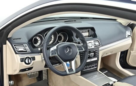 Mercedes-Benz E-Класс, 2014 год, 1 999 000 рублей, 6 фотография