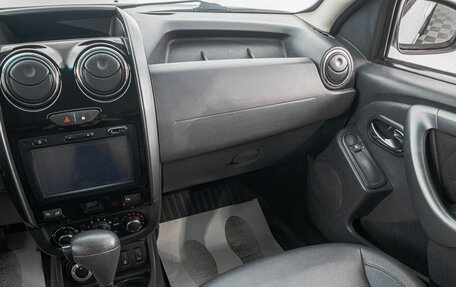 Renault Duster I рестайлинг, 2017 год, 999 000 рублей, 24 фотография