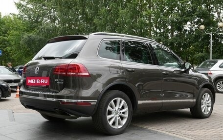 Volkswagen Touareg III, 2016 год, 2 590 000 рублей, 2 фотография