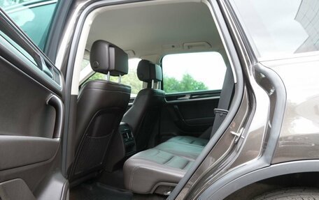 Volkswagen Touareg III, 2016 год, 2 590 000 рублей, 16 фотография