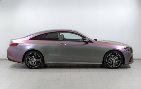 Mercedes-Benz E-Класс, 2019 год, 4 750 000 рублей, 4 фотография