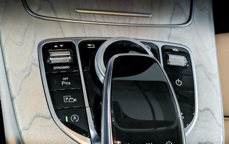 Mercedes-Benz E-Класс, 2019 год, 4 750 000 рублей, 28 фотография