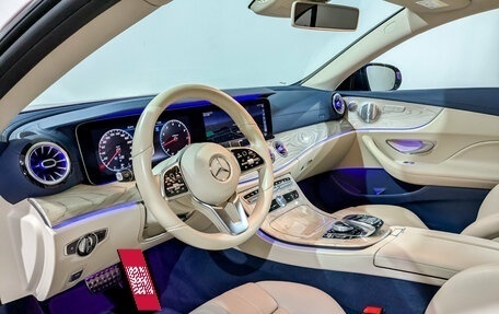 Mercedes-Benz E-Класс, 2019 год, 4 750 000 рублей, 16 фотография